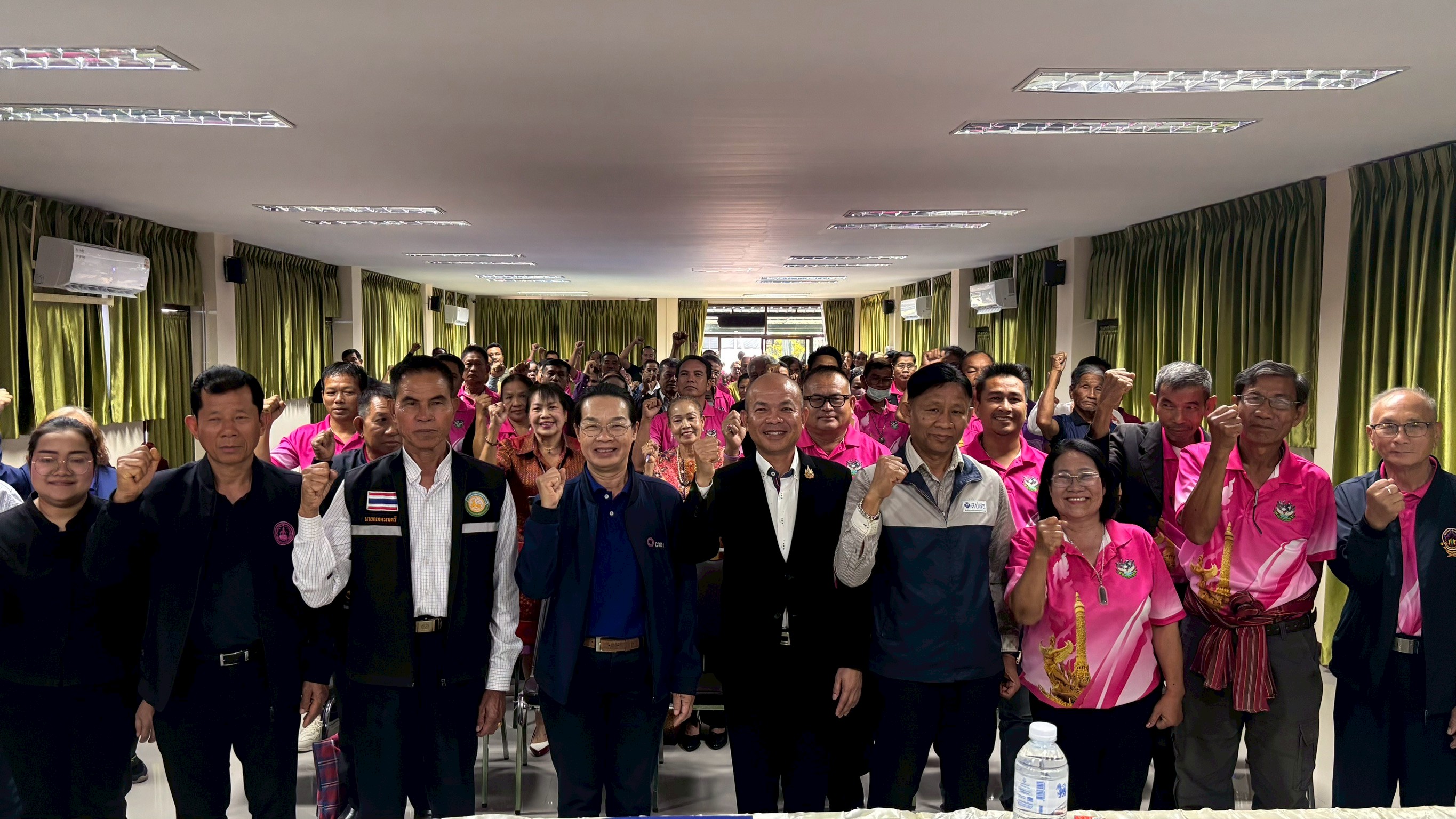 เวทีผนึกกำลังภาคีเครือข่ายในการขับเคลื่อนงานพัฒนาชุมชนฐานราก ประจำปีงบประมาณ 2569